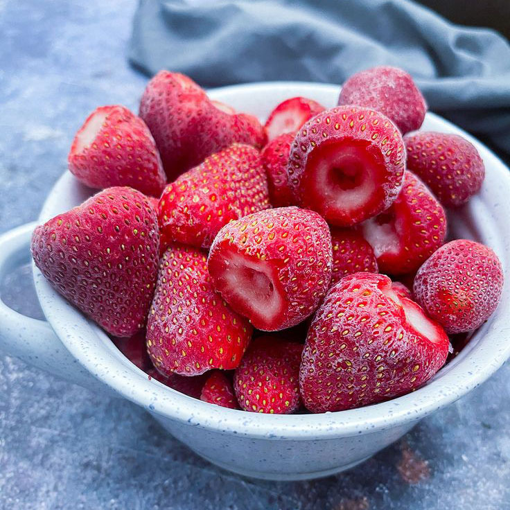 frozen_strawberries_1080